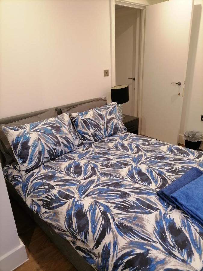 Stunning Rooms By Nine Elms Station 런던 외부 사진