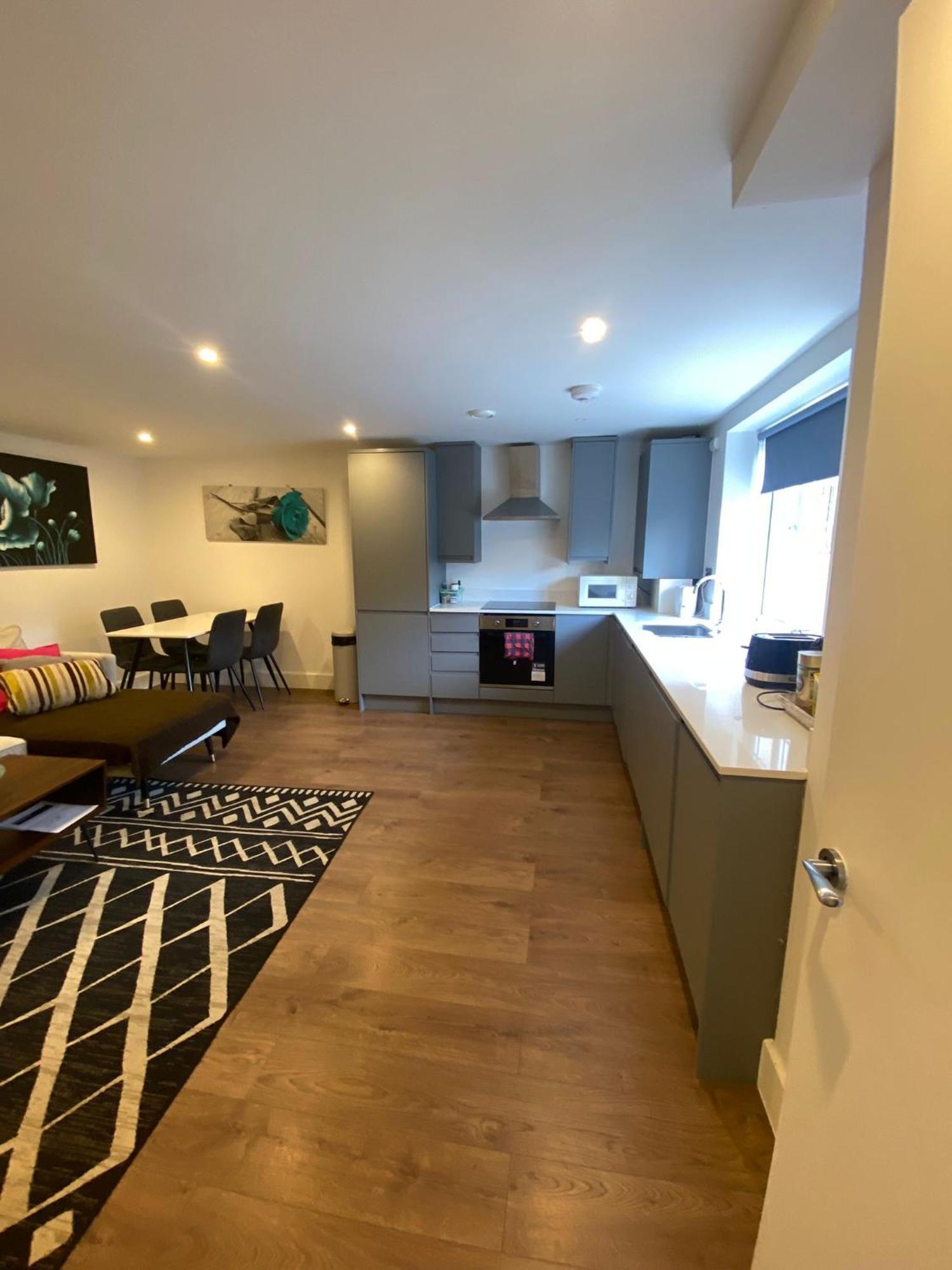 Stunning Rooms By Nine Elms Station 런던 외부 사진